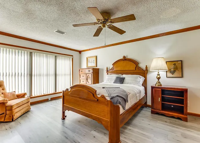 ~ 13 Mi To Perdido Bay! Holiday home Pensacola