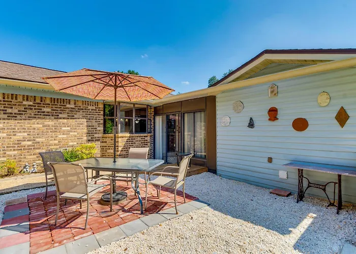 Holiday home ~ 13 Mi To Perdido Bay!